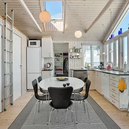 Unique Private Beach House Otterup